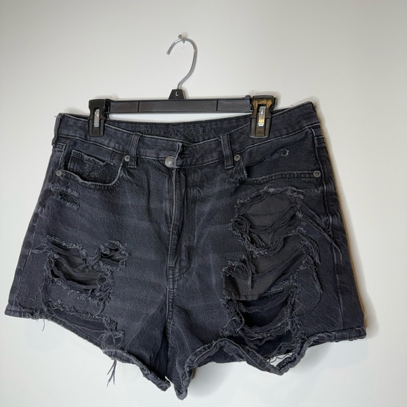 American Eagle Distressed Black Denim Shorts - Picture 3 of 7
